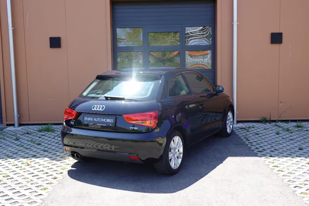 Audi A1 1.4 TFSI "* Vehicule CH * Radio Bluetooth * Capteur stationnement * Phares auto *"