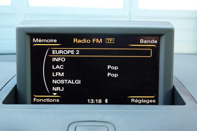 Audi A1 1.4 TFSI "* Vehicule CH * Radio Bluetooth * Capteur stationnement * Phares auto *"