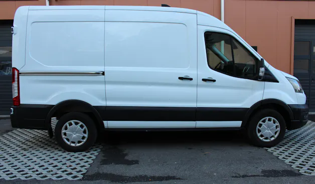 Ford Ford E-Transit Van 350 L2 Trend RWD 68kWh - "Garantie 7 ans / 150'000 km * Pack Led * Rabais Taxe Automobiles"