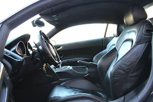 Audi R8 Coupé 4.2 - "Sidebalde Carbone / Pack Complet Carbone / Full Black / Caméra de Recul"