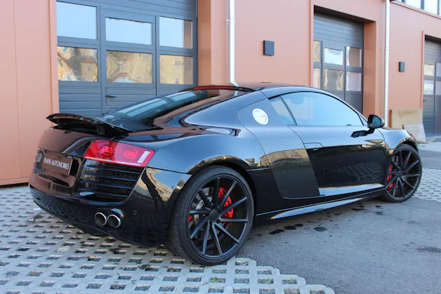 Audi R8 Coupé 4.2 - "Sidebalde Carbone / Pack Complet Carbone / Full Black / Caméra de Recul"