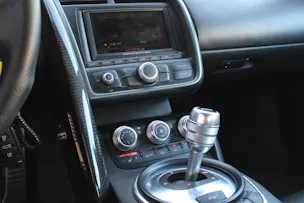 Audi R8 Coupé 4.2 - "Sidebalde Carbone / Pack Complet Carbone / Full Black / Caméra de Recul"