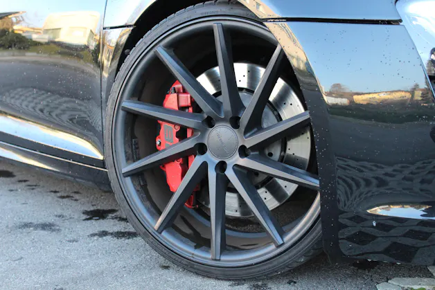 Audi R8 Coupé 4.2 - "Sidebalde Carbone / Pack Complet Carbone / Full Black / Caméra de Recul"