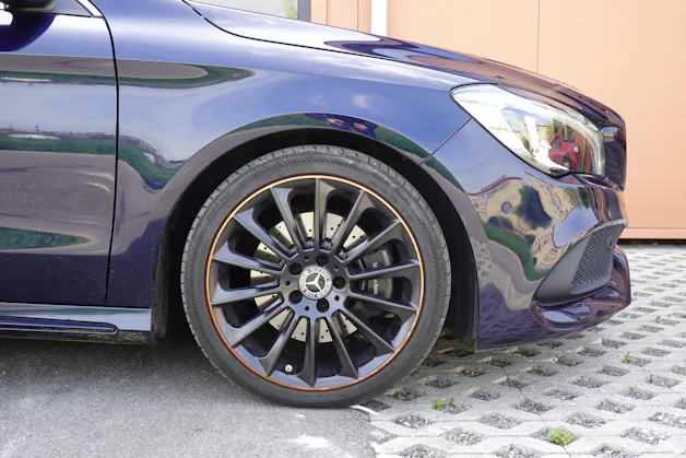 Mercedes-Benz CLA 220 "Tempomat * Hayon Electrique * GPS * Aide à la conduite" Pack AMG line * Capteur Parking avant et arrière *