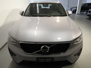 VOLVO XC40 2.0 B3 MH Core