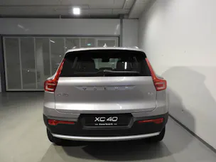 VOLVO XC40 2.0 B3 MH Core