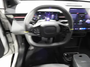 Lynk & Co 02