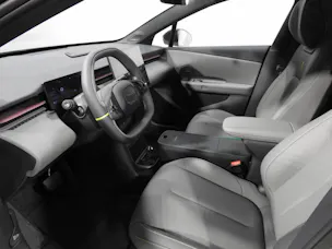 Lynk & Co 02