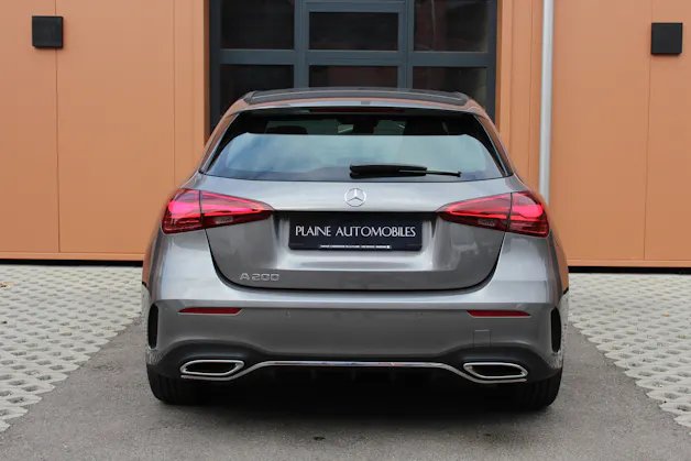 Mercedes-Benz A 200 7G-DCT AMG Line Facelift - " Caméra * Jantes 18' * Tempomat Adaptatif * Aides à la conduite"