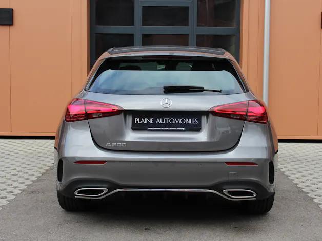 Mercedes-Benz A 200 7G-DCT AMG Line Facelift - " Caméra * Jantes 18' * Tempomat Adaptatif * Aides à la conduite"