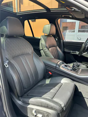 BMW X5 xDrive 40i M-Sport Steptronic - " 7 Places * Attelage 3500kg *Suspension Pneum. * Toit Pano * Roues 21' * LED Adap"