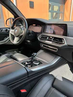 BMW X5 xDrive 40i M-Sport Steptronic - " 7 Places * Attelage 3500kg *Suspension Pneum. * Toit Pano * Roues 21' * LED Adap"