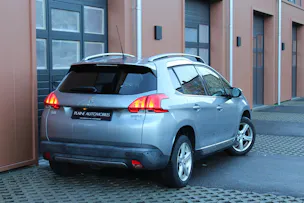 PEUGEOT 2008 1.2 PureTech Féline