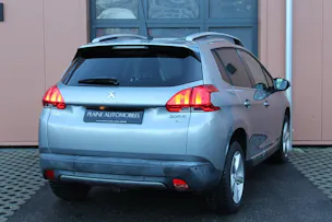 PEUGEOT 2008 1.2 PureTech Féline
