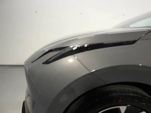 Lynk & Co 02