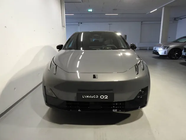 Lynk & Co 02