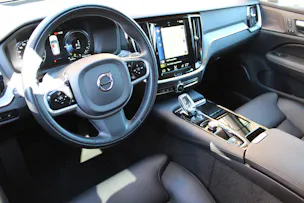 VOLVO V60 T6 eAWD Twin Engine Inscription Expression Geartronic - "Harman Kardon * Sièges Elec. Mém. * Head-Up Displ * Service Volvo"