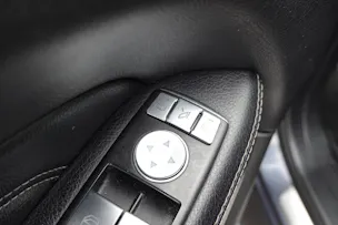 Mercedes-Benz ML 250 BlueTEC Edition 4Matic 7G-Tronic