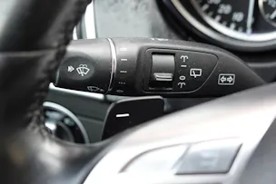 Mercedes-Benz ML 250 BlueTEC Edition 4Matic 7G-Tronic