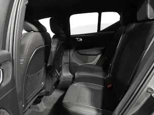 VOLVO XC40 2.0 B3 MH Core