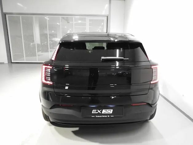 Volvo EX 30 E60 Plus Swiss Black Edition