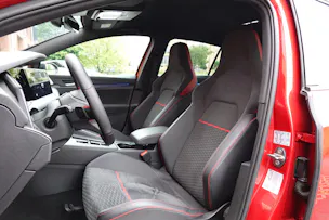 VW Golf 2.0 TSI GTI Clubsport DSG -"Jantes 19' Noir * Feux IQ Light * Sièges Chauffant * Head-up Display * Caméra + Capteurs"