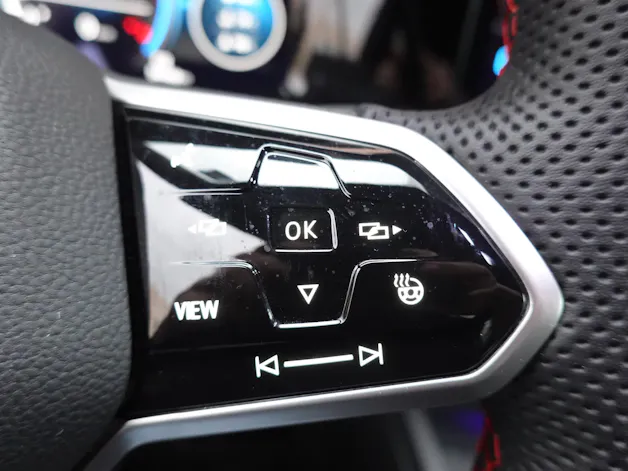 VW Golf 2.0 TSI GTI Clubsport DSG -"Jantes 19' Noir * Feux IQ Light * Sièges Chauffant * Head-up Display * Caméra + Capteurs"