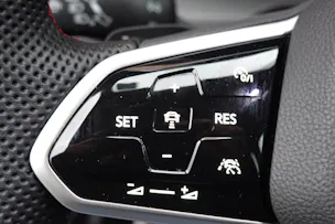 VW Golf 2.0 TSI GTI Clubsport DSG -"Jantes 19' Noir * Feux IQ Light * Sièges Chauffant * Head-up Display * Caméra + Capteurs"