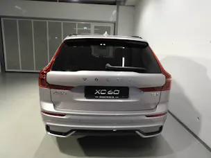 VOLVO XC60 2.0 T6 TE Ultra Dark eAWD