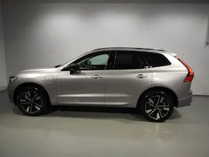 VOLVO XC60 2.0 T6 TE Ultra Dark eAWD