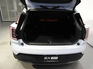 VOLVO EX 30 CC E60 Twin Performance AWD