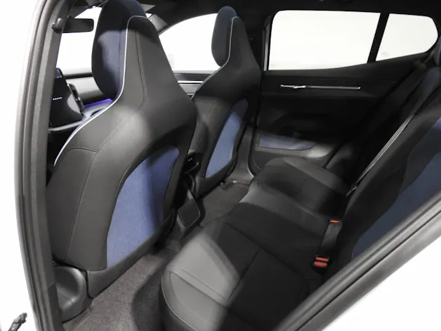 Volvo EX 30 CC E60 Twin Performance AWD