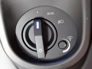 Aston Martin V8 Vantage 4.7 Sportshift - "Sièges Lightweight Carbone avec memoire * Phares xenon * Son Premium * Tempomat"