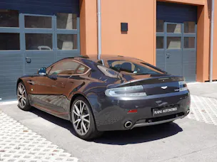 Aston Martin V8 Vantage 4.7 Sportshift - "Sièges Lightweight Carbone avec memoire * Phares xenon * Son Premium * Tempomat"