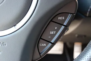 Aston Martin V8 Vantage 4.7 Sportshift - "Sièges Lightweight Carbone avec memoire * Phares xenon * Son Premium * Tempomat"