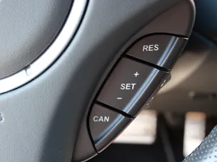 Aston Martin V8 Vantage 4.7 Sportshift - "Sièges Lightweight Carbone avec memoire * Phares xenon * Son Premium * Tempomat"