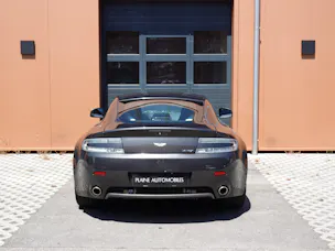 Aston Martin V8 Vantage 4.7 Sportshift - "Sièges Lightweight Carbone avec memoire * Phares xenon * Son Premium * Tempomat"