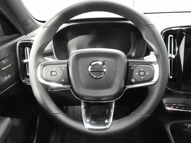 Volvo EX40 Twin Black Edition AWD