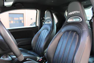 Fiat 595 1.4 16V Turbo Abarth Competizione - "Pack Carbone * Echappement Monza * GPS * Aide au Station. * Distribution faite"