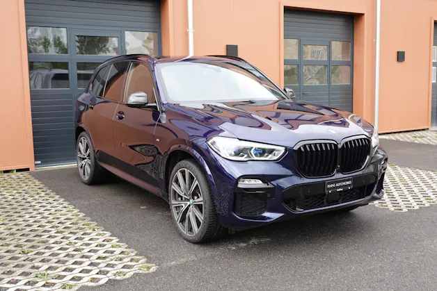 BMW X5 xDrive 48V 40d M Sport * CH Auto * Harman Kardon * Camera 360 * Roues 22 * Toutes aides Conduites *