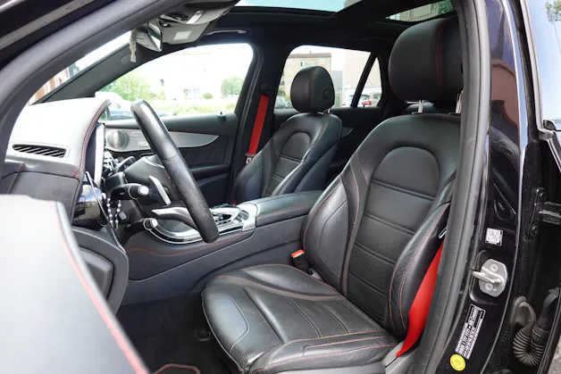 Mercedes-Benz GLC 43 AMG - " CH Auto * Toit Ouvrant * Sièges Electriques+Chauffant * GPS * Lumière Ambiance * Sièges chauffant arrière "