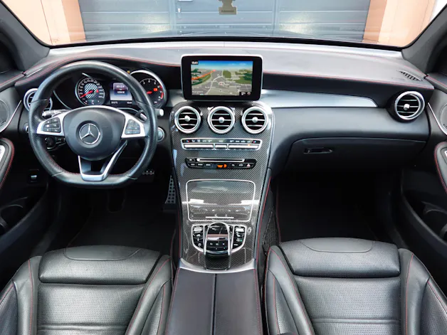 Mercedes-Benz GLC 43 AMG - " CH Auto * Toit Ouvrant * Sièges Electriques+Chauffant * GPS * Lumière Ambiance * Sièges chauffant arrière "