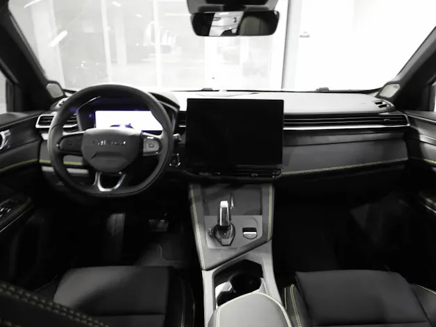Lynk & Co 01 1.5 PHEV More