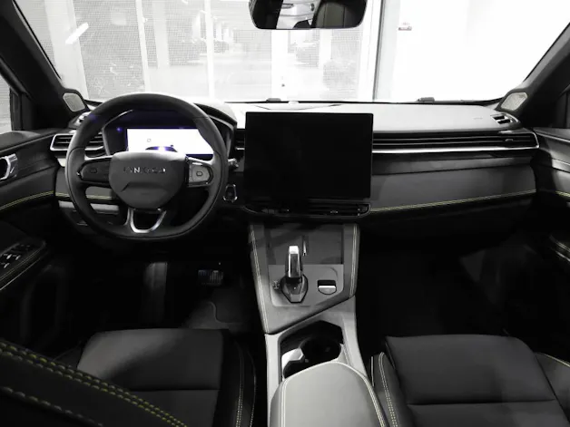 Lynk & Co 01 1.5 PHEV More