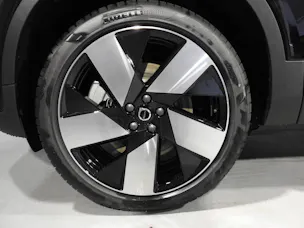 VOLVO EX40 Twin Ultra AWD