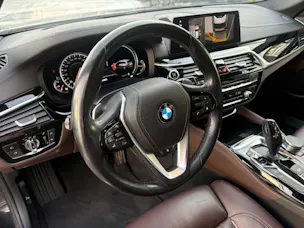 BMW 520d xDrive paddles Touring