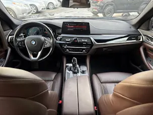 BMW 520d xDrive paddles Touring