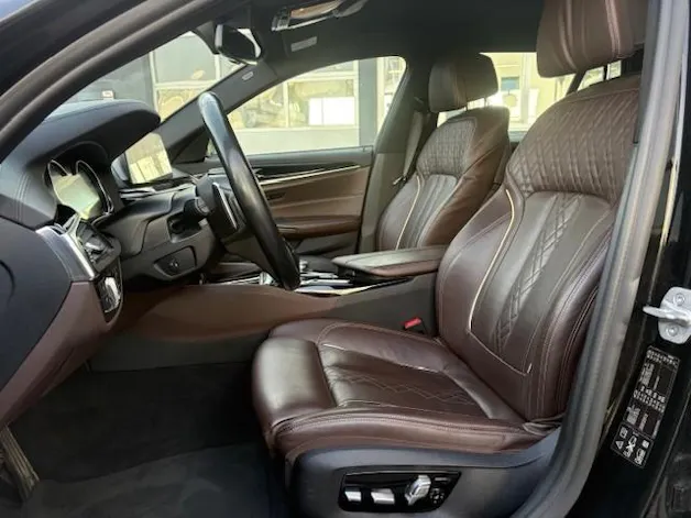 BMW 520d xDrive paddles Touring