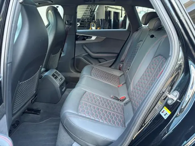 Audi RS4 Avant 2.9 V6 TFSI quattro T-Tronic