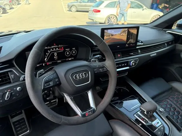 Audi RS4 Avant 2.9 V6 TFSI quattro T-Tronic
